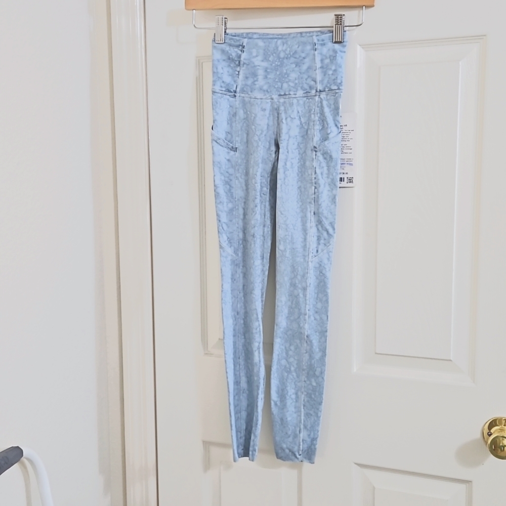 Lululemon size 0 fast and free HR tight